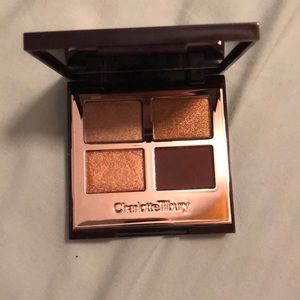 Charlotte Tilbury Queen of Glow quad